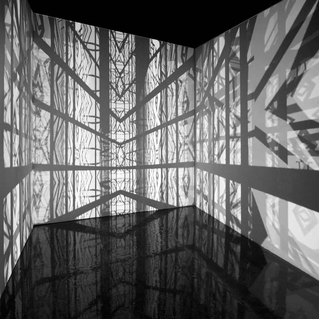 Deconstructing Reconstructing Monrdian