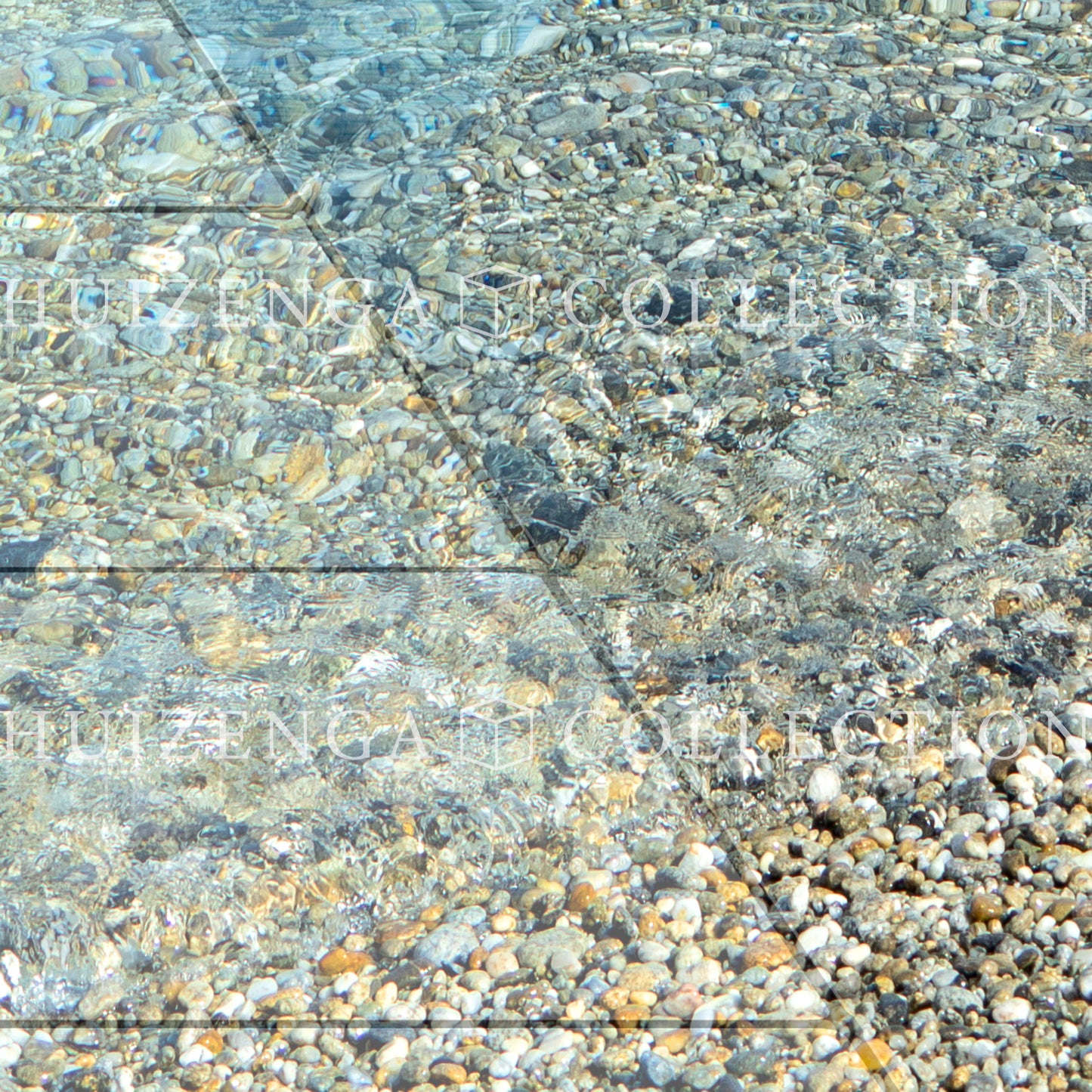 Detail van Sea Portal – doorschijnend en vloeiend water