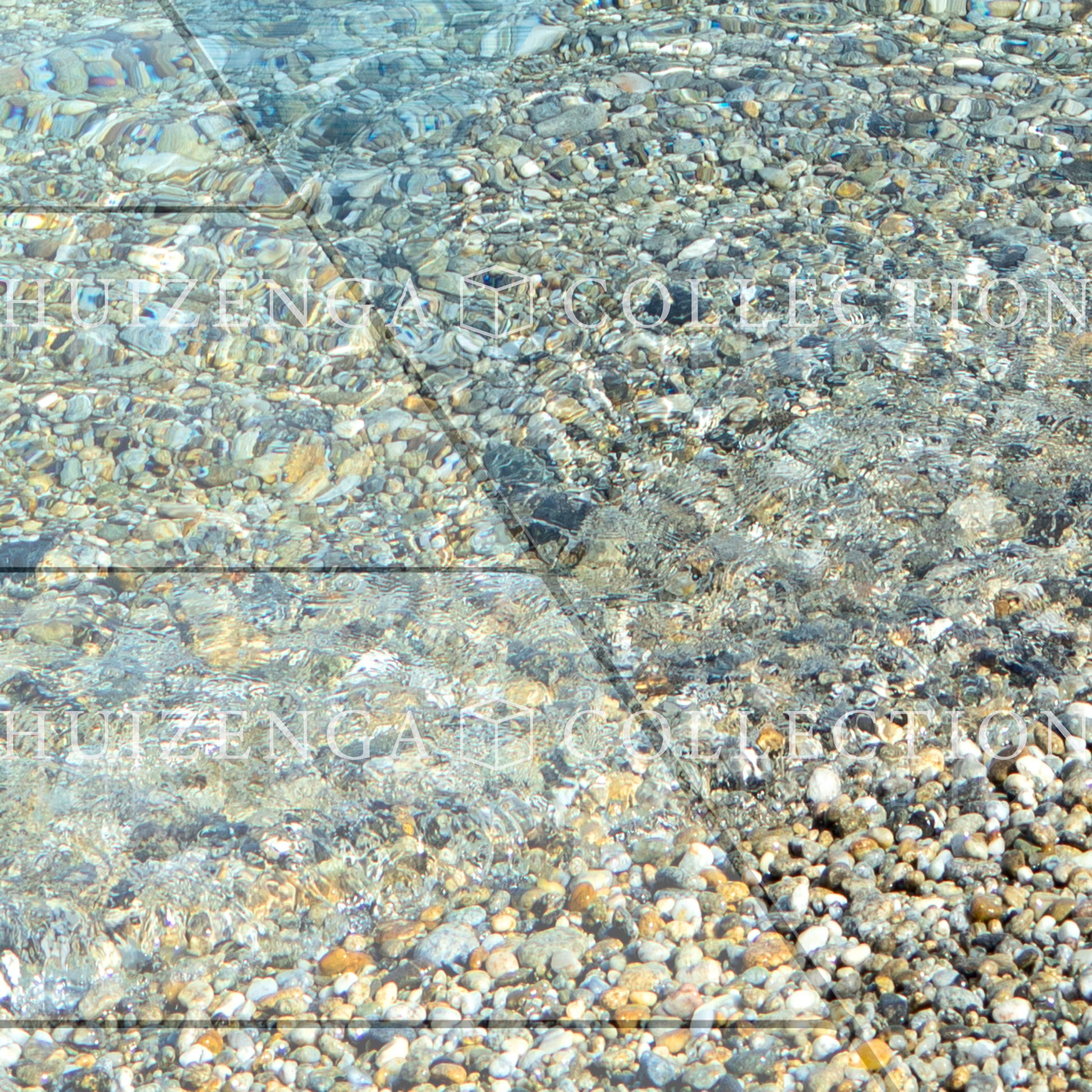 Detail van Sea Portal – doorschijnend en vloeiend water