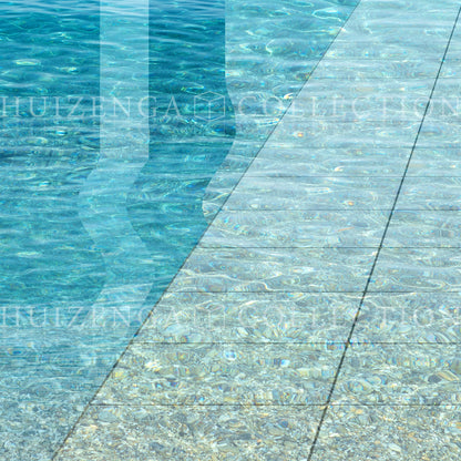 Detail van Sea Portal – betegeld pad over de zee